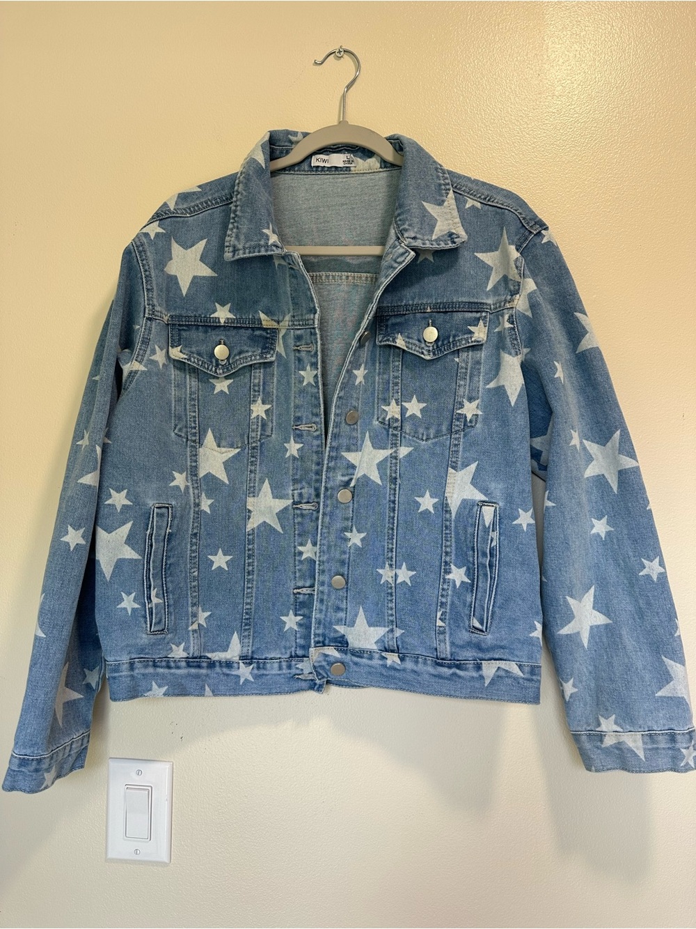 Women’s Kiwi Light Blue Star Print Denim Jacket